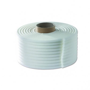 ספוג בין דלתות